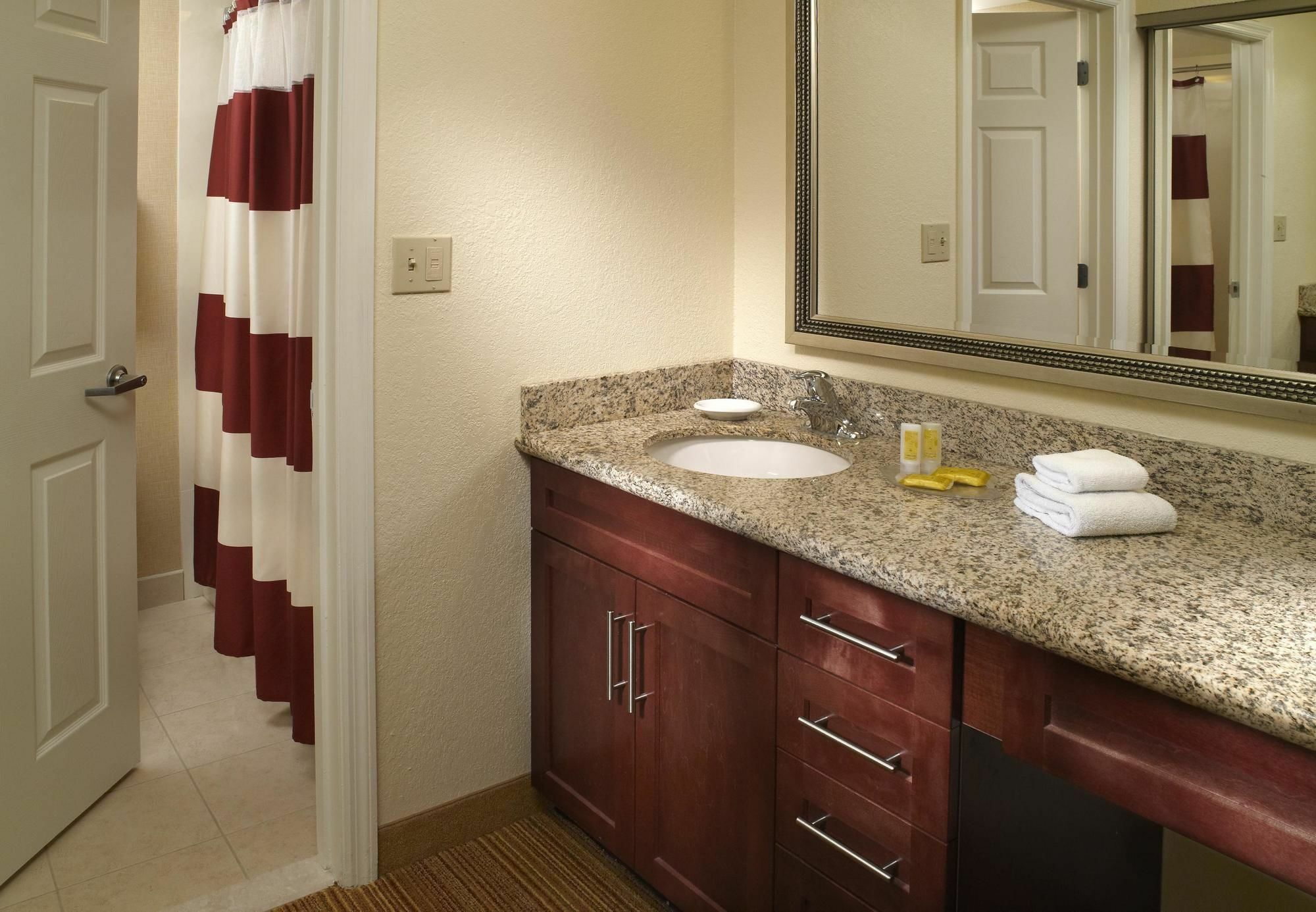 Sonesta Es Suites Nashville Μπρέντγουντ Εξωτερικό φωτογραφία